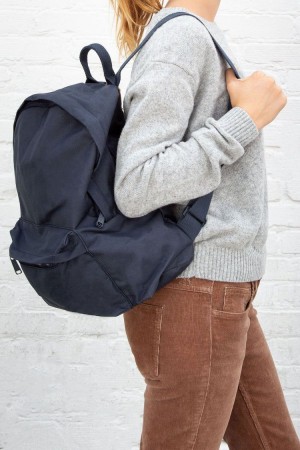 Batoh Brandy Melville BM Tmavě Blankyt | CZ JGIMD-7120