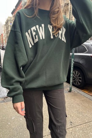 Mikina Brandy Melville Erica New York Tmavě Zelene | CZ XBKIH-3749