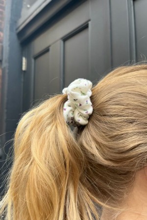 Scrunchie Brandy Melville Floral Bílé Fialové | CZ XMTQD-0326