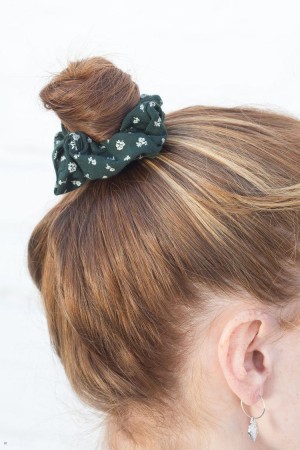 Scrunchie Brandy Melville Floral Zelene Bílé | CZ USATL-5047