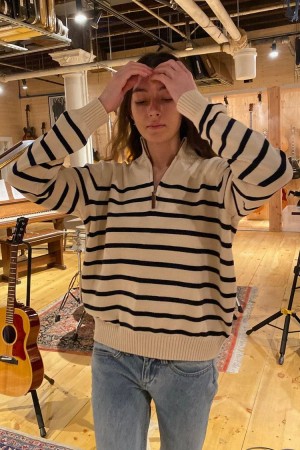Svetr Brandy Melville Aleah Bavlněné Stripe Bílé Tmavě Blankyt | CZ TPSOL-0451