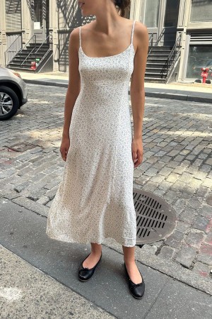 Šaty Brandy Melville Colleen Floral Slip Bílé Světle Blankyt | CZ INMGE-3896